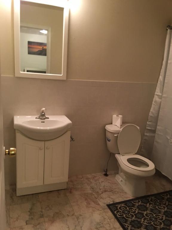 Mojoy Homesuites At Runyon Newark Exterior foto