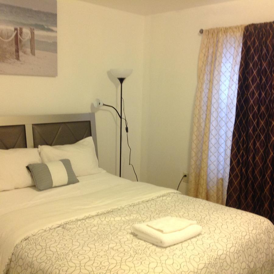 Mojoy Homesuites At Runyon Newark Exterior foto